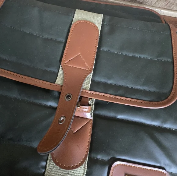 VTG Diane Von Furstenberg Green Tan Military Field Messenger Bag - Picture 8 of 12